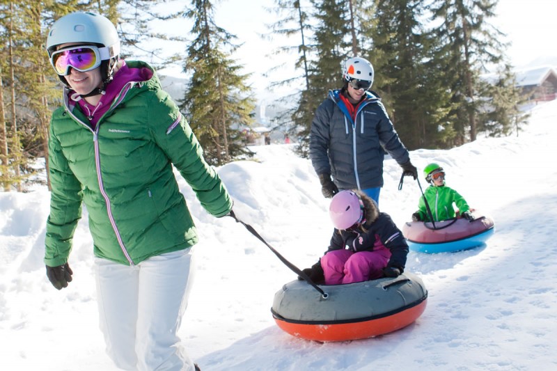 Snow tubing with the family in Wagrain ©TVB Wagrain-Kleinarl